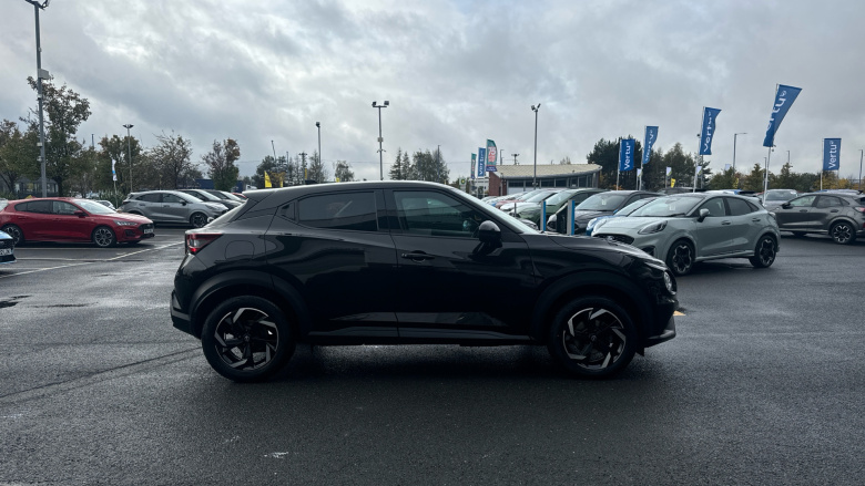 Nissan Juke 1.0 DiG-T 114 N-Connecta 5dr DCT Petrol Hatchback